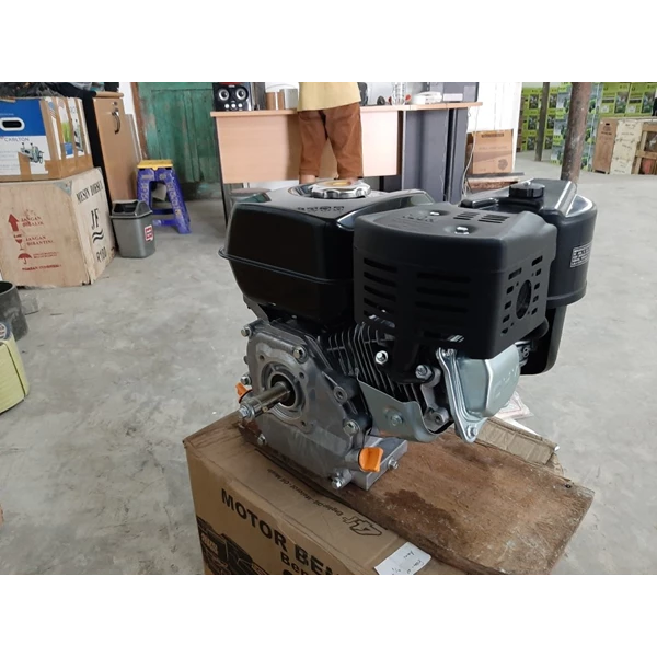 Mesin Penggerak Engine Bensin 4 TAK 7.5 HP STARKE GX 220 AUTOCHOKE SERBAGUNA